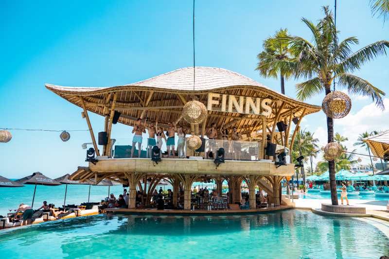 Finns Beach club